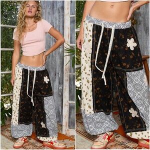 POL Floral Print Color Block Embroidered Stretchy Waist Joggers
